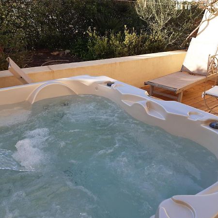T2 Renove 100M Plage Avec Spa Privatif Entre Calvi Et Ile Rousse ลูมิโอ ภายนอก รูปภาพ